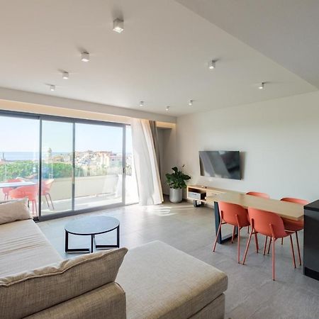 Апартаменты Sky-High 70Sqm Penthouse W. Stunning Views - 05 Ханья Экстерьер фото