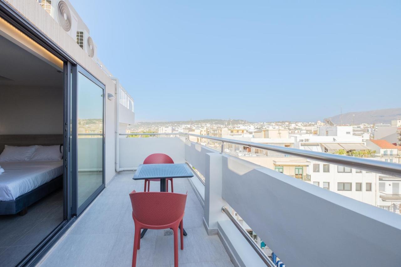Апартаменты Sky-High 70Sqm Penthouse W. Stunning Views - 05 Ханья Экстерьер фото