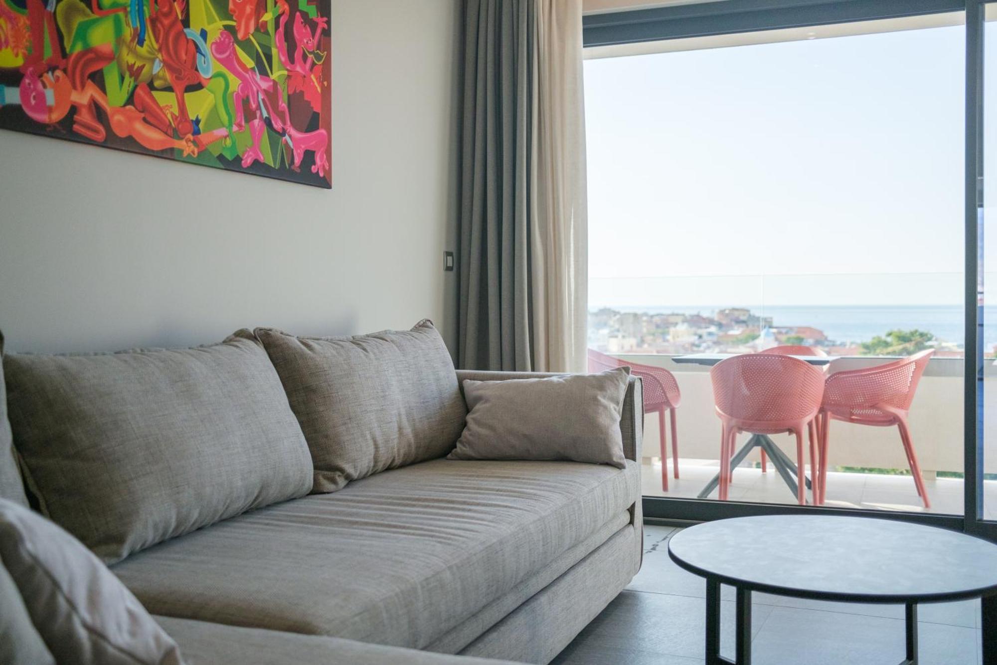 Апартаменты Sky-High 70Sqm Penthouse W. Stunning Views - 05 Ханья Экстерьер фото